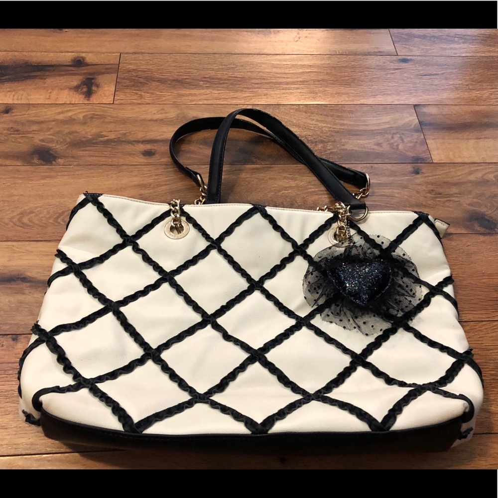 Betsey Johnson bag